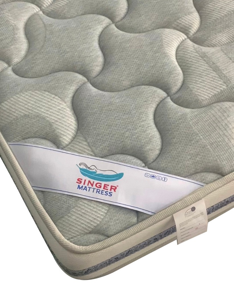 SINGLE - 3ft x 6.3ft x 10'' - Memory Foam Mattress ( Rollable )