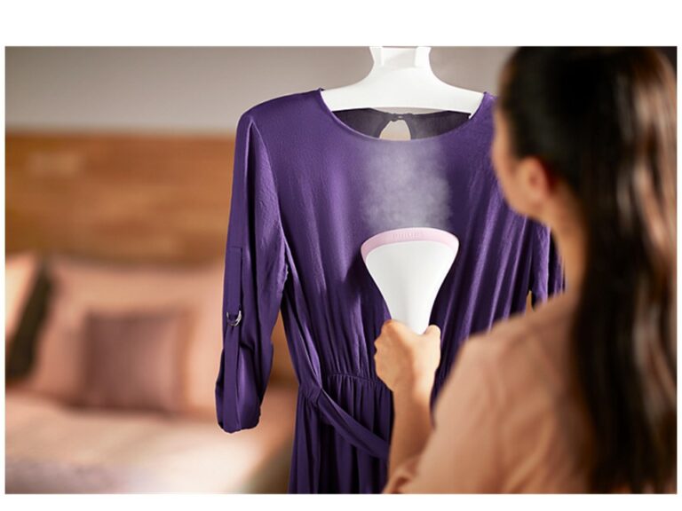 Philips Garment Steamer GC-485/46